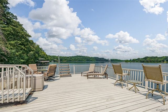 11485 April Sound, Northport, AL 35475