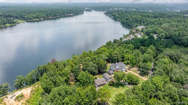 11485 April Sound, Northport, AL 35475