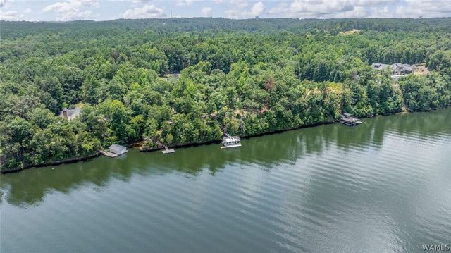 11485 April Sound, Northport, AL 35475