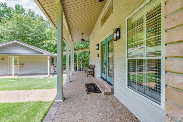 11485 April Sound, Northport, AL 35475
