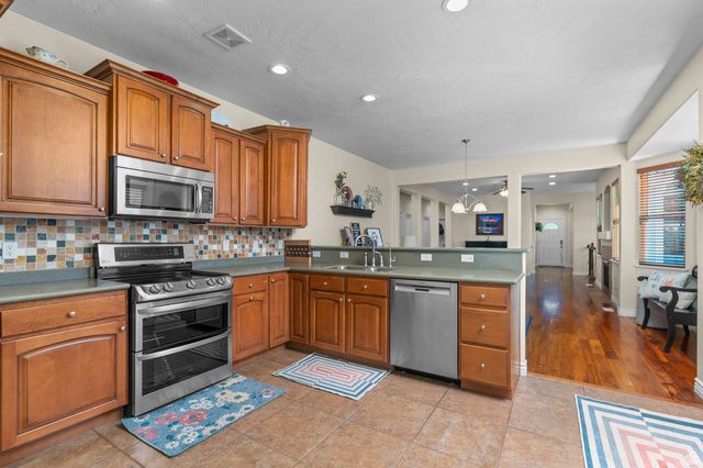 4998 W TOPCREST DR, South Jordan, UT 84009