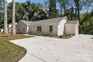 7107 Valley Haven Drive, Charlotte, NC 28211