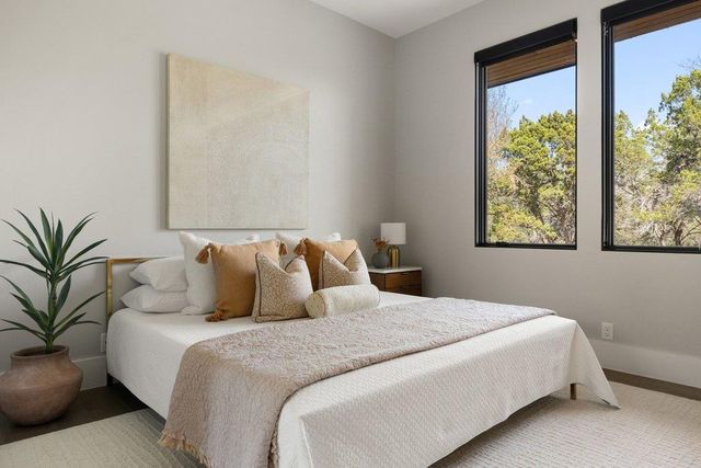 6037 W Verandero CT, Austin, TX 78738