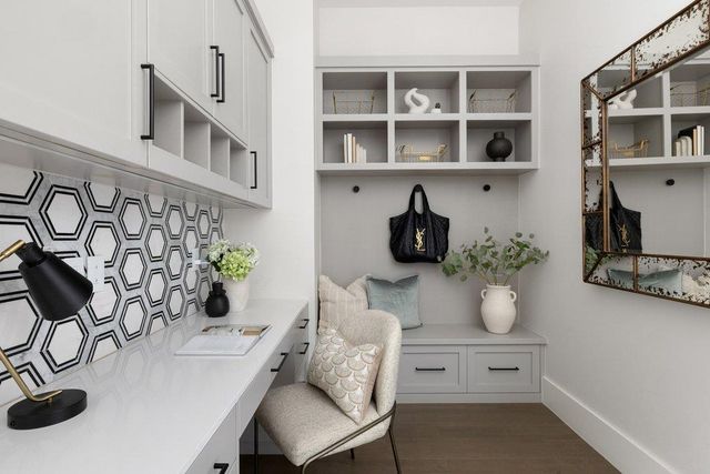 6037 W Verandero CT, Austin, TX 78738