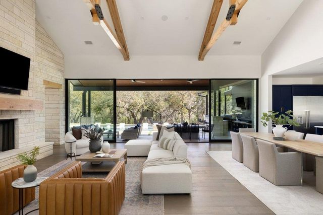 6037 W Verandero CT, Austin, TX 78738