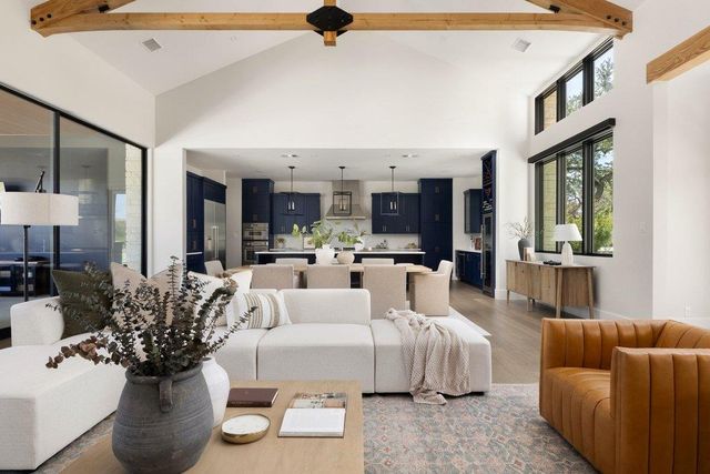 6037 W Verandero CT, Austin, TX 78738