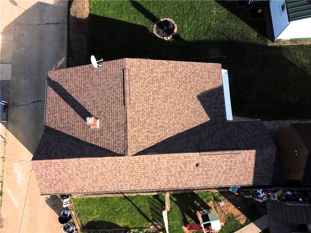 406 Walnut St, Vandergrift, PA 15690