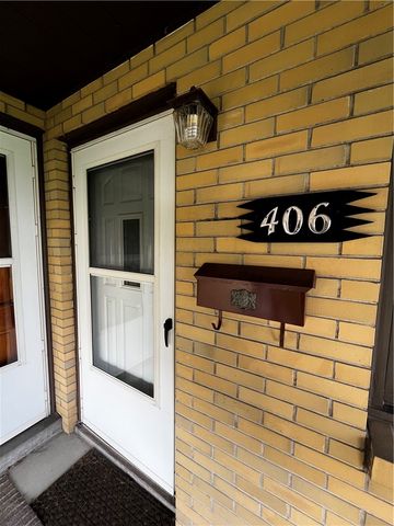 406 Walnut St, Vandergrift, PA 15690