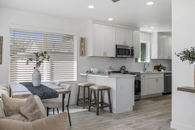 4950 Tulsa Ave, Olivehurst, CA 95961