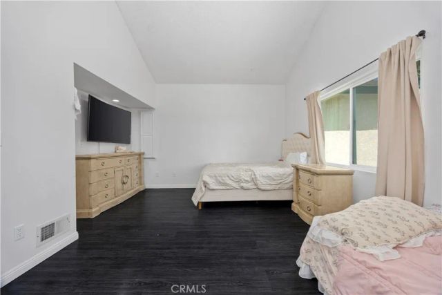 3319 Maywood Drive 1, Bakersfield, CA 93306