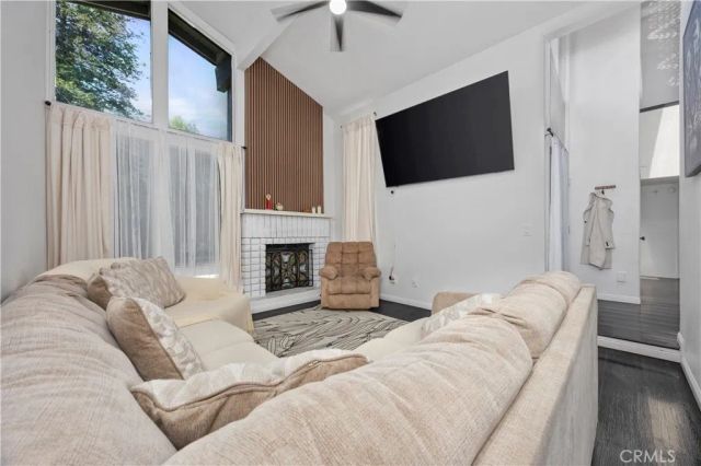 3319 Maywood Drive 1, Bakersfield, CA 93306