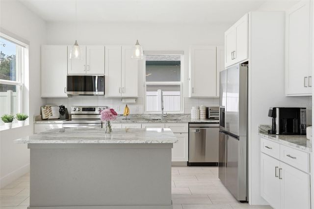 1036 COURTLAND STREET, Orlando, FL 32804