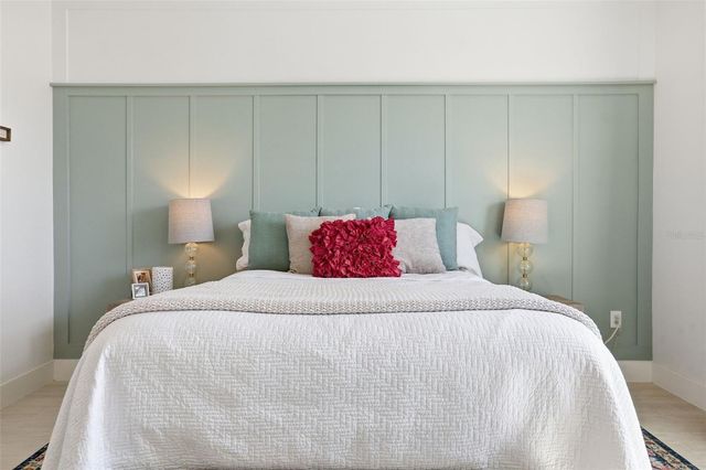 1036 COURTLAND STREET, Orlando, FL 32804