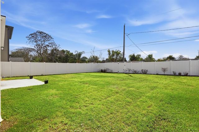 1036 COURTLAND STREET, Orlando, FL 32804