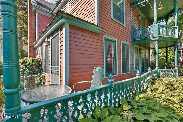 5 Albany Avenue, Round Lake, NY 12151
