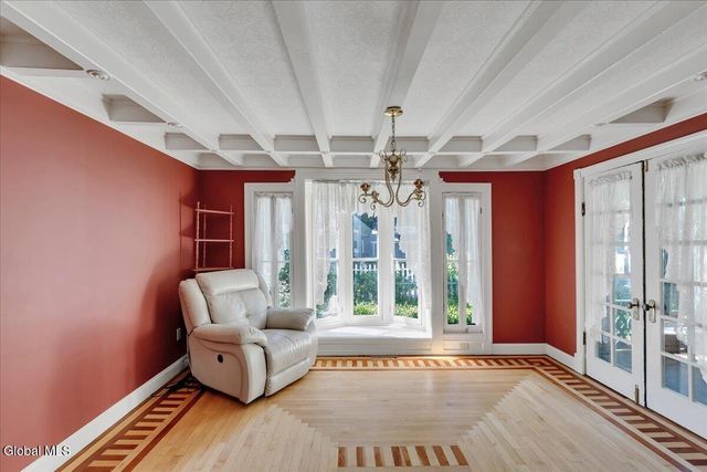 5 Albany Avenue, Round Lake, NY 12151