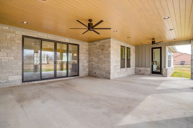 5524 Sledge Loop, Fort Worth, TX 76126