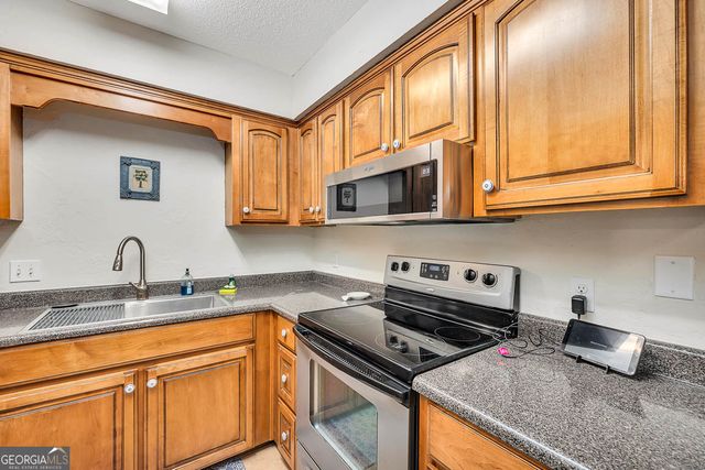 100 Blair Road D8, St. Simons, GA 31522