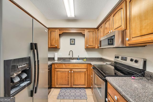 100 Blair Road D8, St. Simons, GA 31522