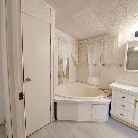 281 Mockingbird Drive, Monticello, GA 31064