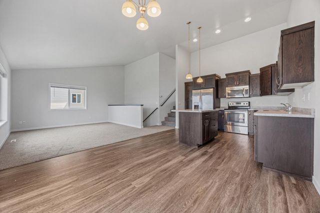 6279 59th Avenue S, Fargo, ND 58104