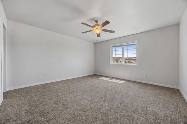 6279 59th Avenue S, Fargo, ND 58104