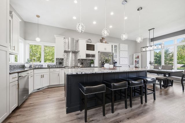 2301 Great Oaks Drive, Burnsville, MN 55337