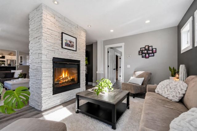 2301 Great Oaks Drive, Burnsville, MN 55337