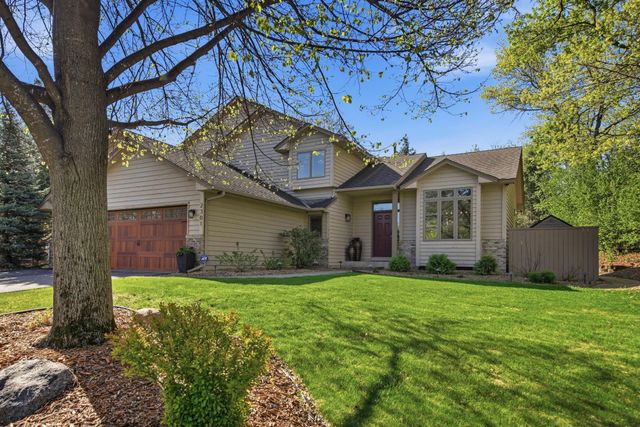 2301 Great Oaks Drive, Burnsville, MN 55337