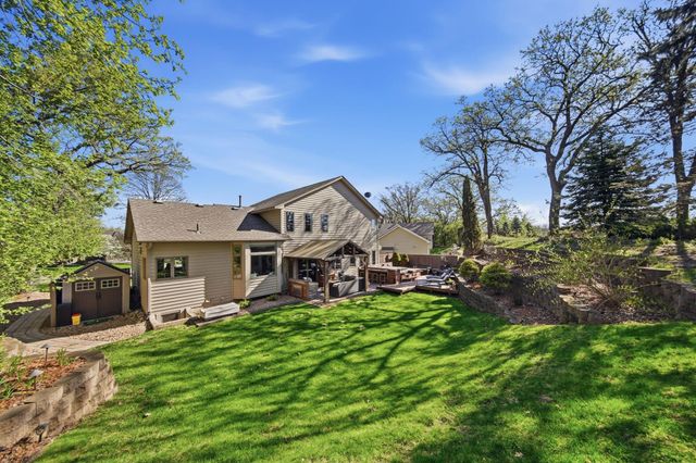 2301 Great Oaks Drive, Burnsville, MN 55337