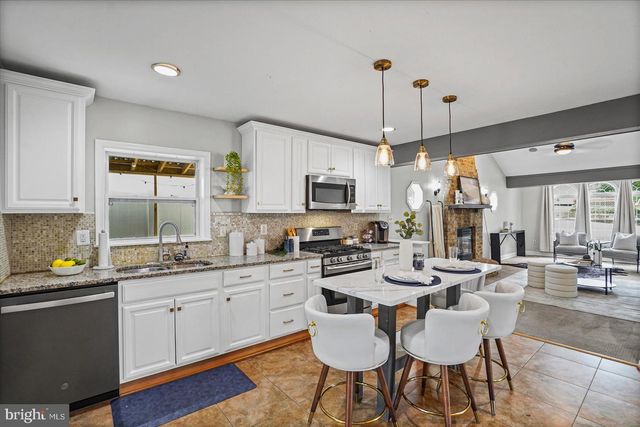 6394 BEECHFIELD AVE, Elkridge, MD 21075