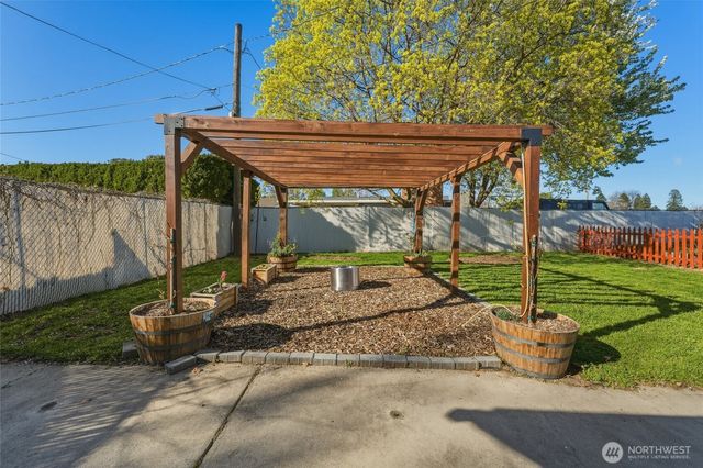 663 Cardinal Drive, Walla Walla, WA 99362