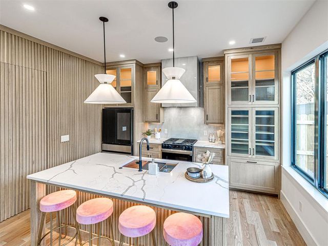 1709 NW 14th Street, Oklahoma City, OK 73106