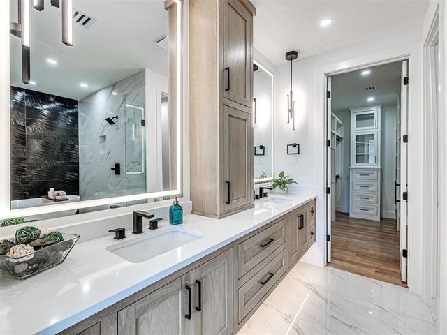 1709 NW 14th Street, Oklahoma City, OK 73106