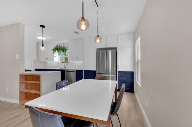 8314 Gallatin DR, Austin, TX 78736