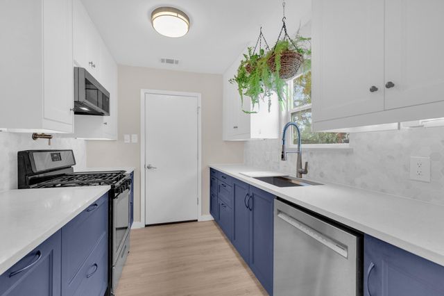 8314 Gallatin DR, Austin, TX 78736