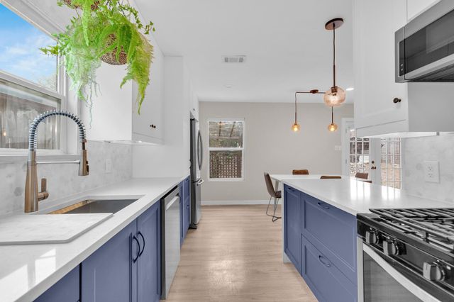 8314 Gallatin DR, Austin, TX 78736