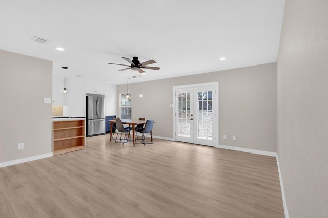 8314 Gallatin DR, Austin, TX 78736