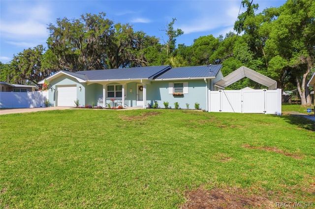 1104 Lakeshore Drive, Inverness, FL 34450