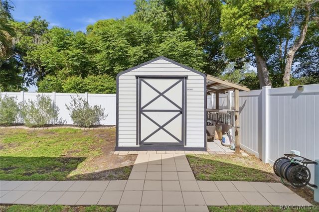 1104 Lakeshore Drive, Inverness, FL 34450