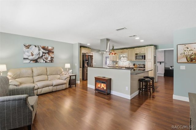 1104 Lakeshore Drive, Inverness, FL 34450