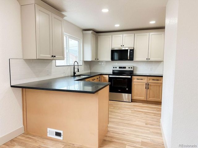 3065 W Harvard Avenue, Denver, CO 80219