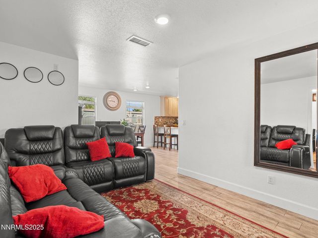 5216 Sun Valley Boulevard, Sun Valley, NV 89433