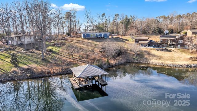 801 Bible Camp Lane, Taylorsville, NC 28681