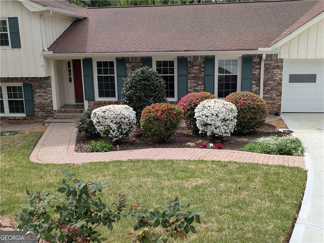2659 Amberly Drive, Dunwoody, GA 30360
