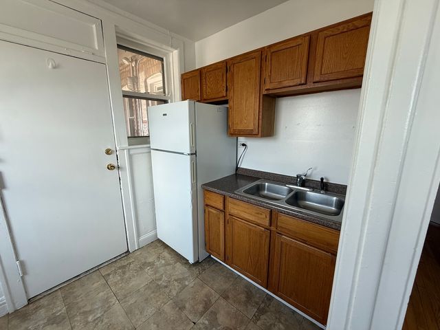 5910 W 26th Street 3D, Cicero, IL 60804
