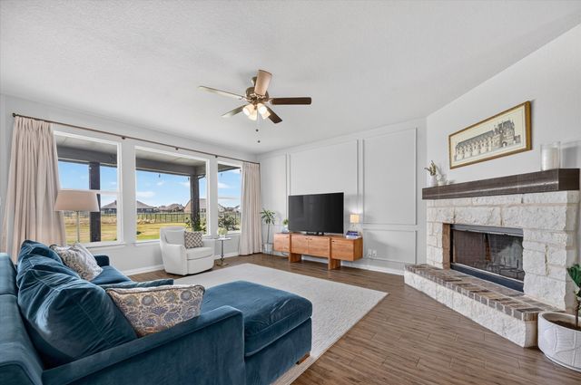 13416 Sage Meadow Circle, Sanger, TX 76266