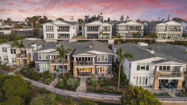 2383 Ocean Street, Carlsbad, CA 92008