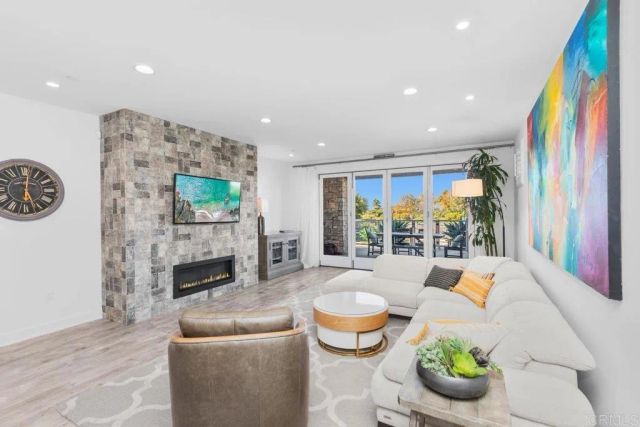 2383 Ocean Street, Carlsbad, CA 92008