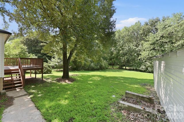 74 Pinecrest Drive SW, Concord, NC 28027